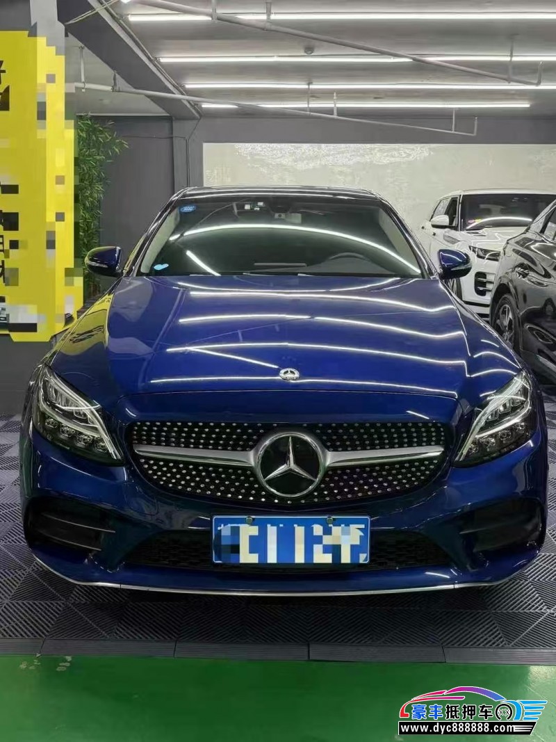 18年奔驰C轿车抵押车出售