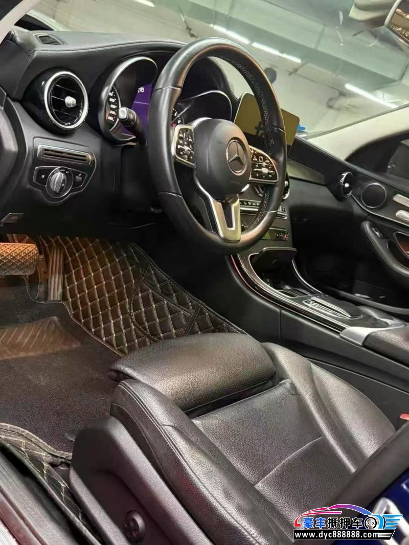 18年奔驰C轿车抵押车出售