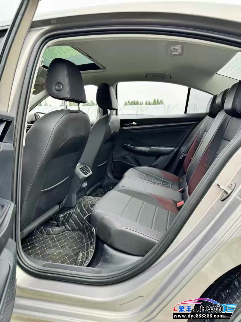 21年大众宝来轿车抵押车出售