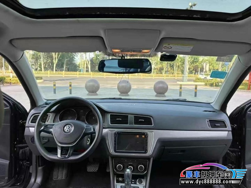 16年大众朗逸轿车抵押车出售