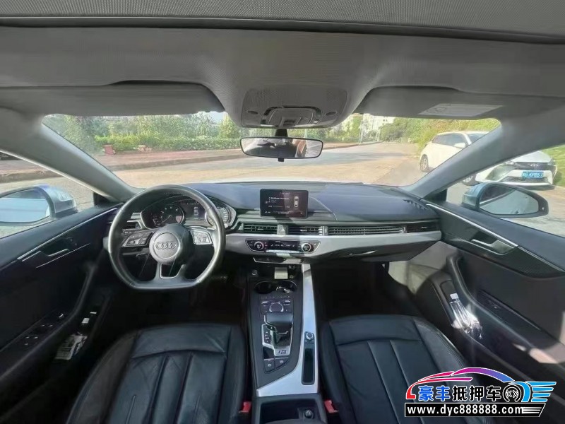 19年奥迪A5轿车抵押车出售