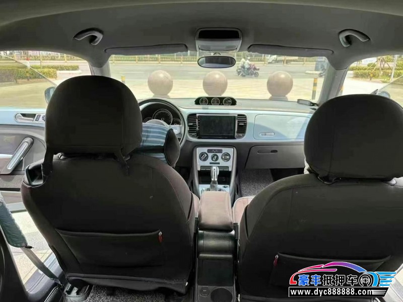 14年大众甲壳虫轿车抵押车出售