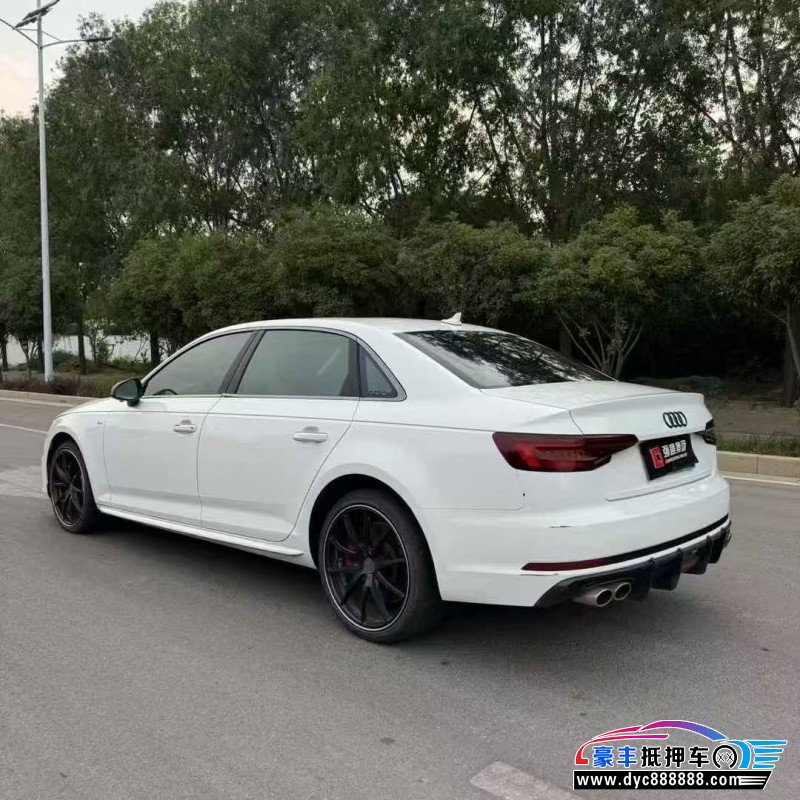 19年奥迪A4L轿车抵押车出售