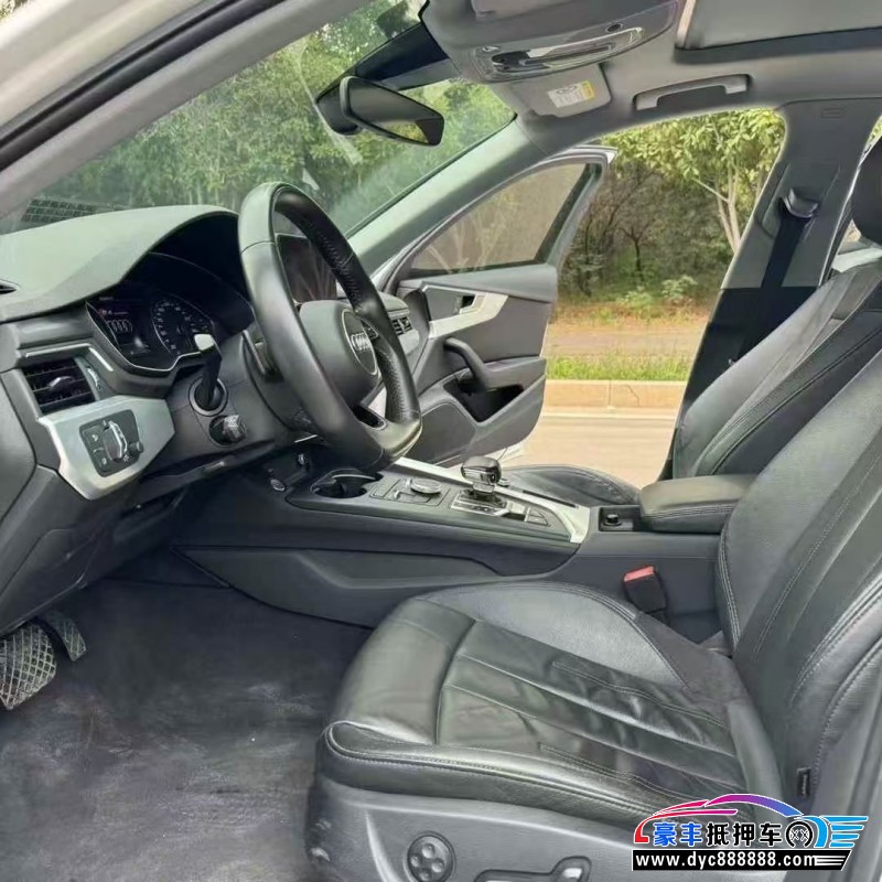 19年奥迪A4L轿车抵押车出售