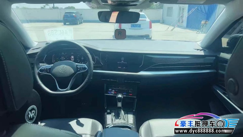 25年大众帕萨特轿车抵押车出售