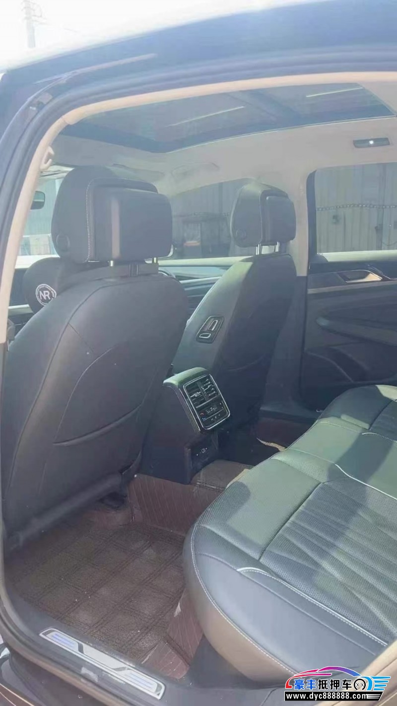 25年大众帕萨特轿车抵押车出售