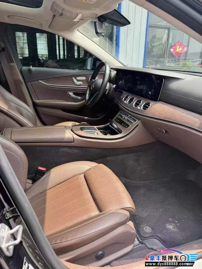 21年奔驰E轿车抵押车出售