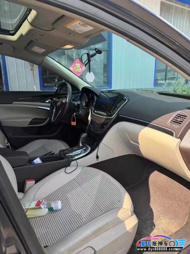 14年别克君威轿车抵押车出售