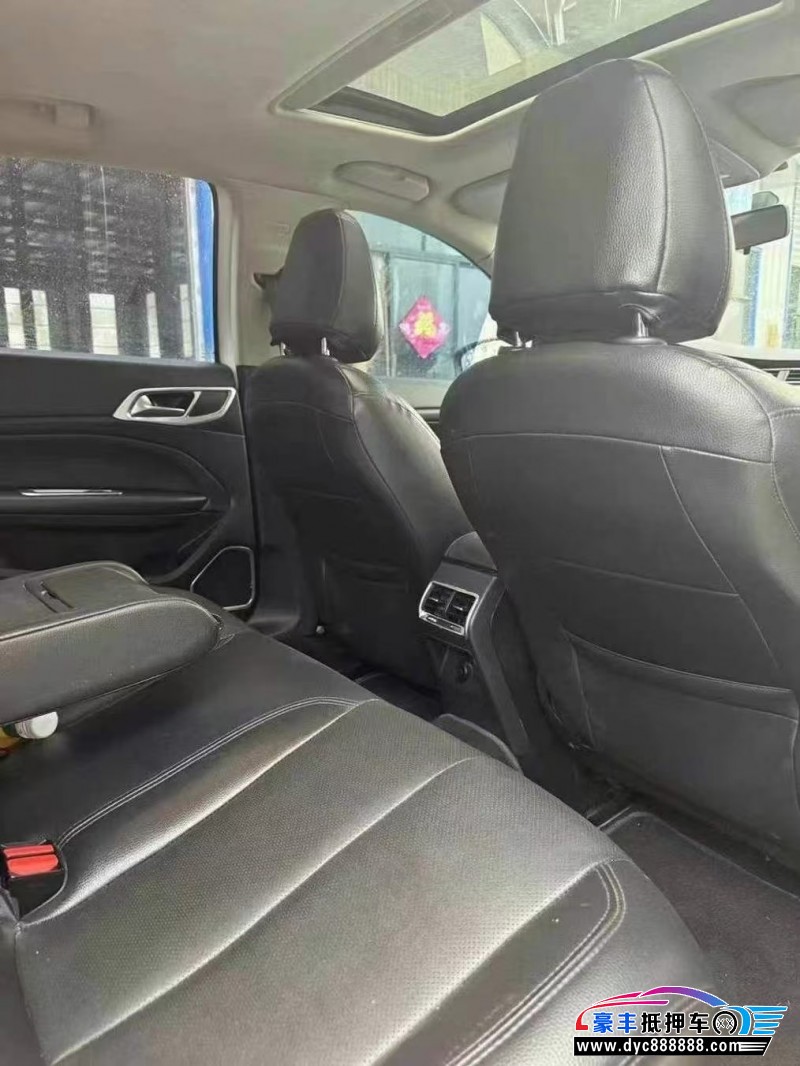 17年标致408轿车抵押车出售