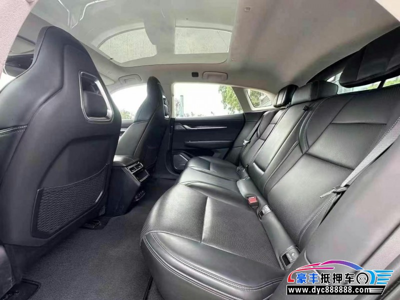 22年极氪001轿车抵押车出售