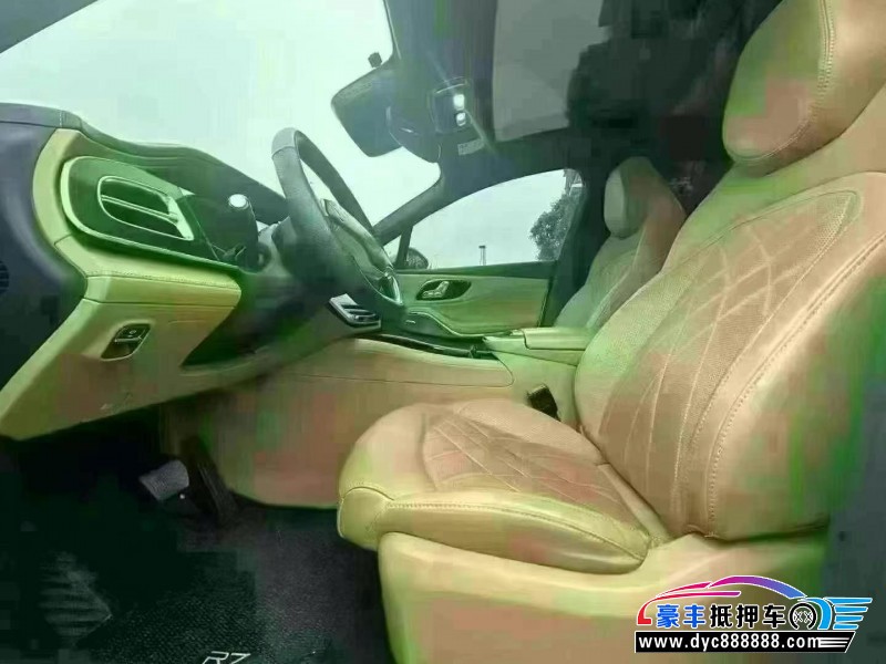 23年非凡R7轿车抵押车出售