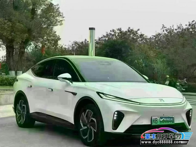 23年非凡R7轿车抵押车出售