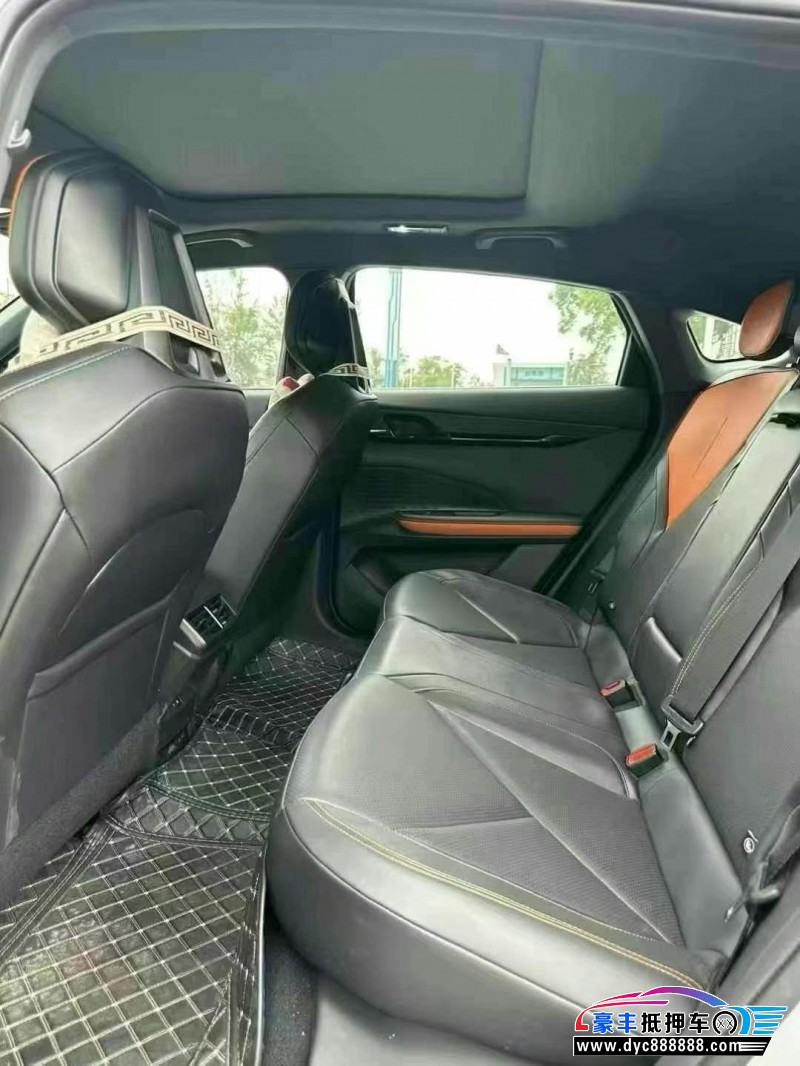 23年长安长安UNI轿车抵押车出售