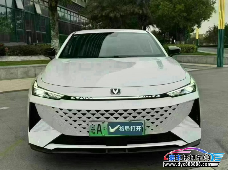 25年长安长安UNI轿车抵押车出售