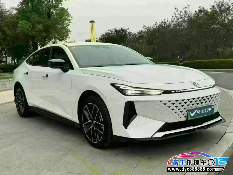 25年长安长安UNI轿车抵押车出售