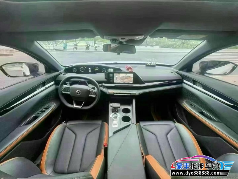 24年长安长安UNI轿车抵押车出售