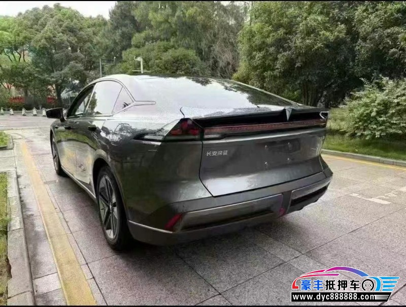 23年长安深蓝SL03轿车抵押车出售