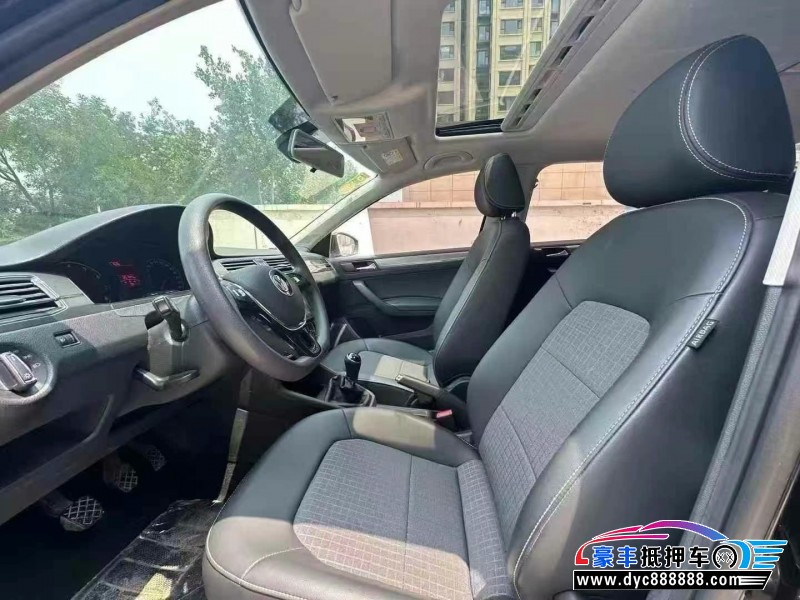 18年大众桑塔纳轿车抵押车出售