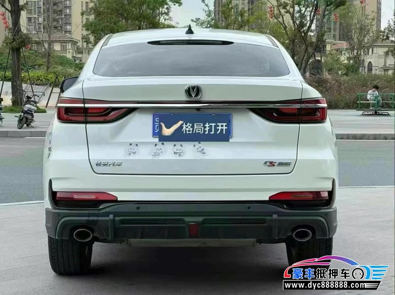 21年长安长安cs85轿车抵押车出售