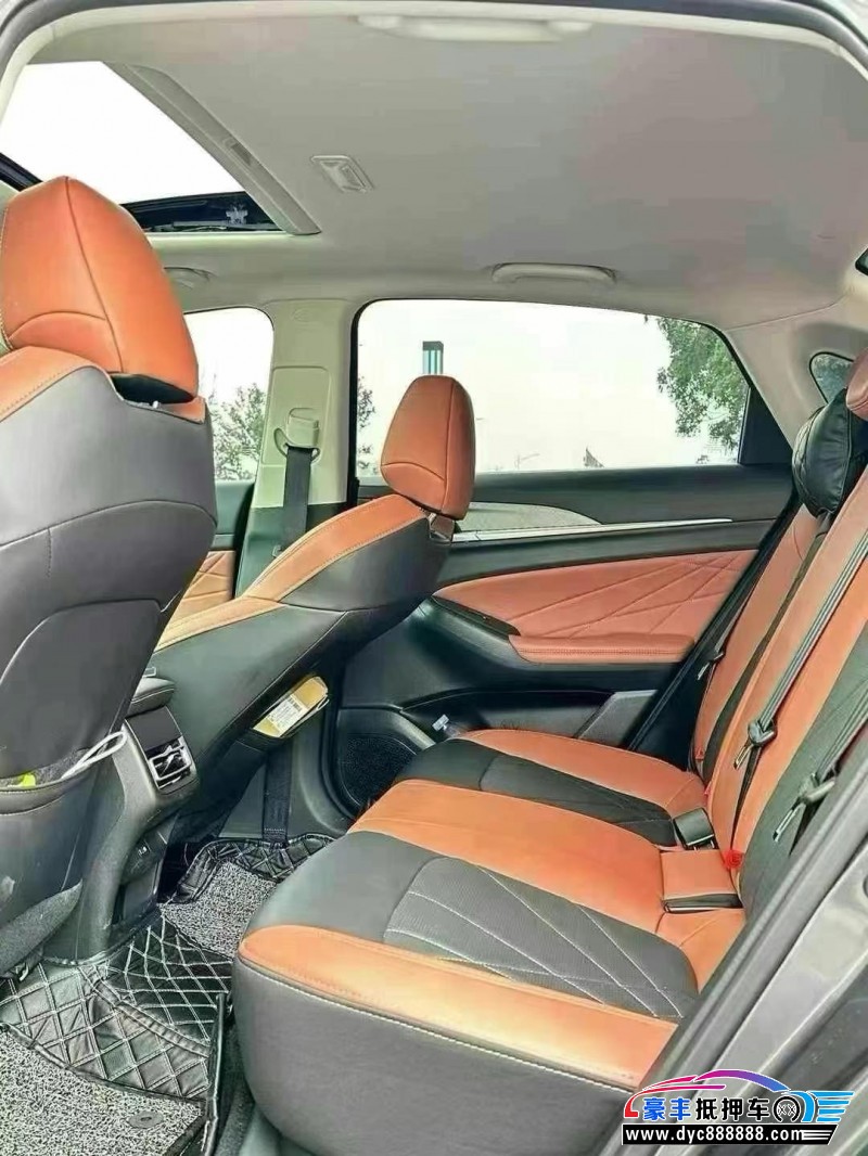 23年长安逸动轿车抵押车出售