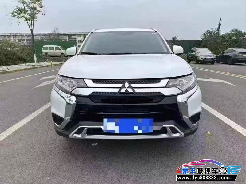 抵押车出售21年三菱欧蓝德轿车