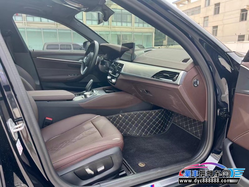 23年宝马5系轿车抵押车出售