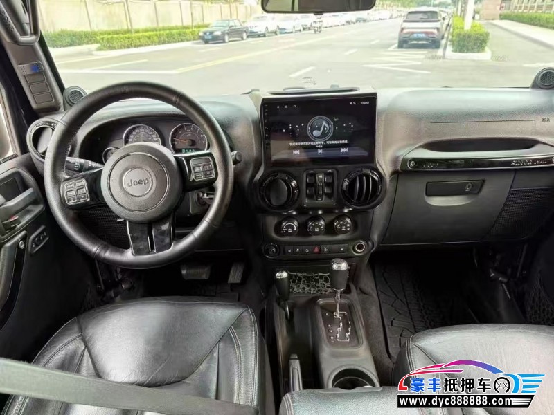 12年Jeep牧马人轿车抵押车出售