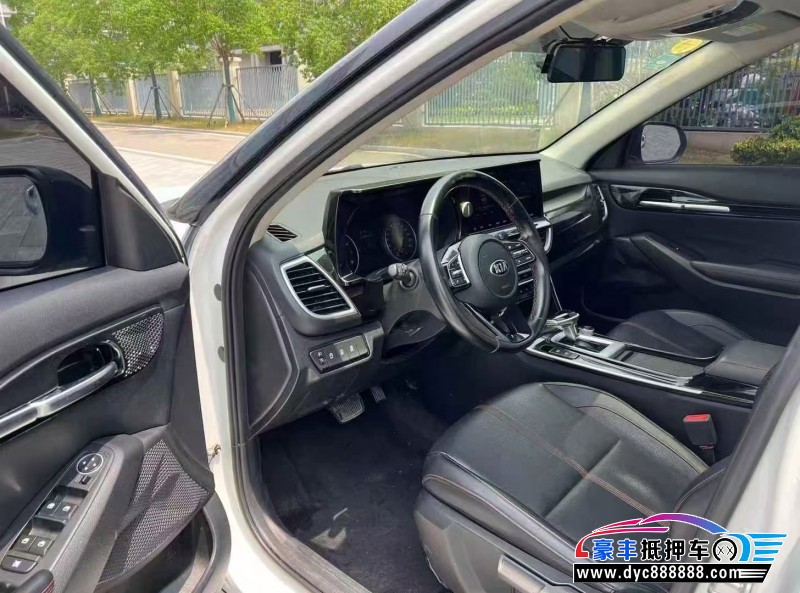 20年起亚KX3轿车抵押车出售