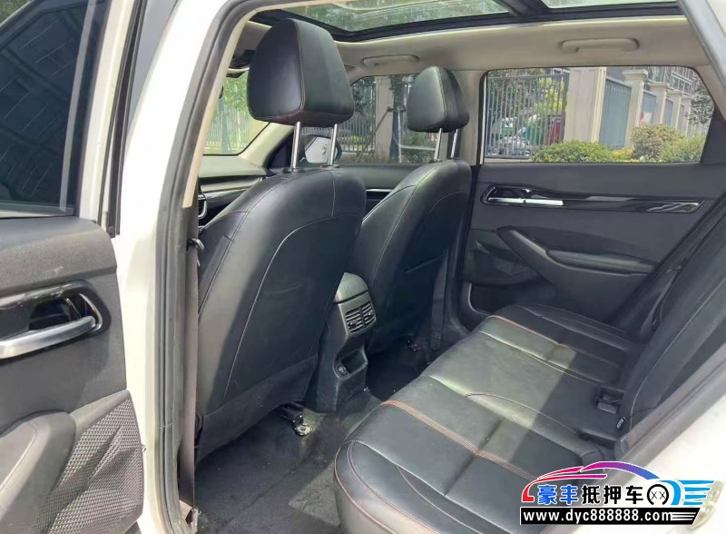 20年起亚KX3轿车抵押车出售