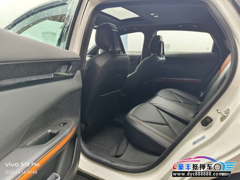 23年长安长安UNI轿车抵押车出售