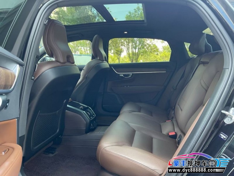 22年沃尔沃S90轿车抵押车出售