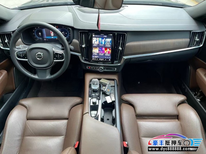 22年沃尔沃S90轿车抵押车出售