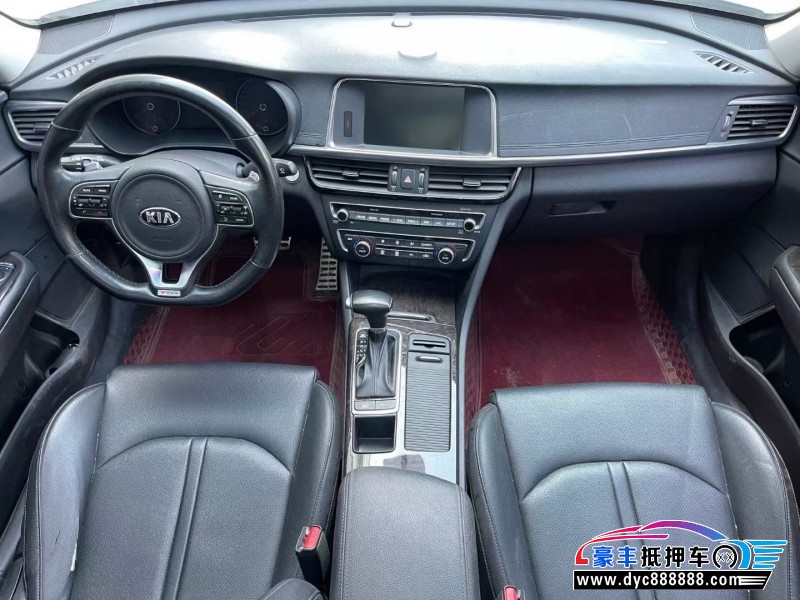 18年起亚K5轿车抵押车出售