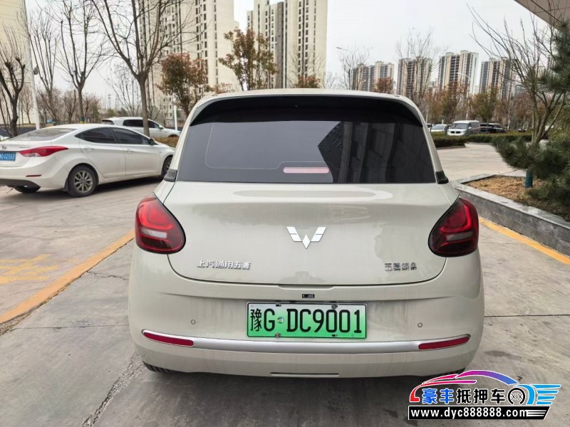 24年五菱缤果轿车抵押车出售