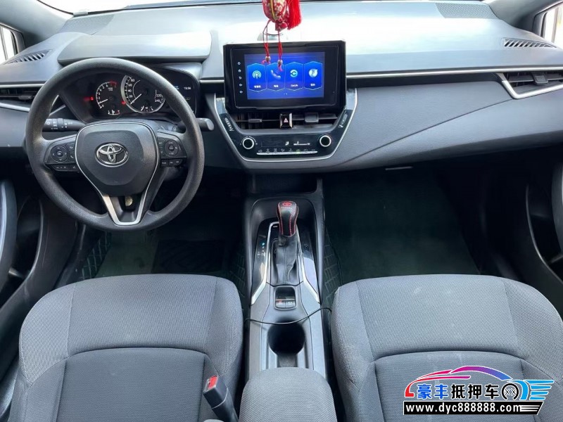 21年丰田雷凌轿车抵押车出售