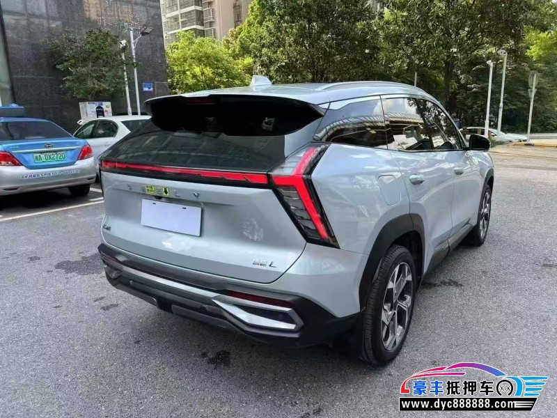 22年吉利博越轿车抵押车出售