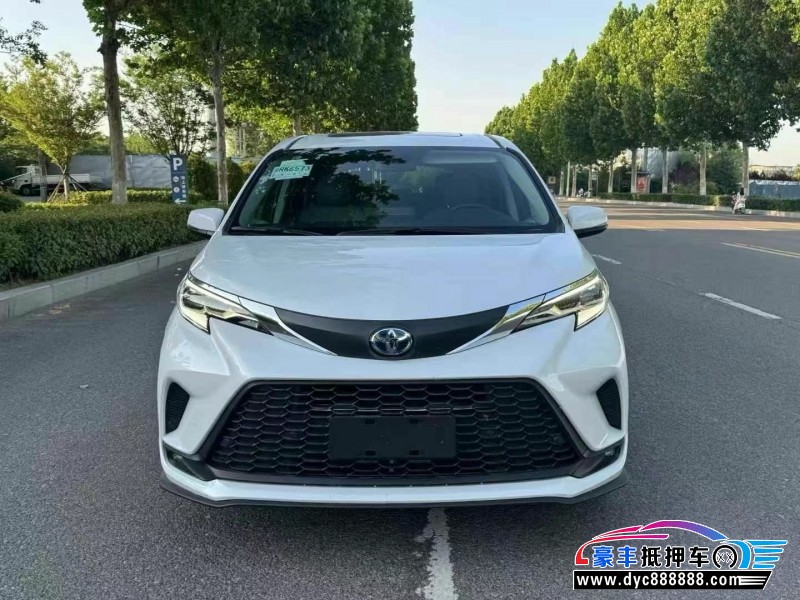 24年丰田格瑞维亚轿车抵押车出售