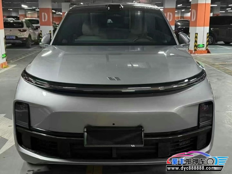 24年理想L9轿车抵押车出售