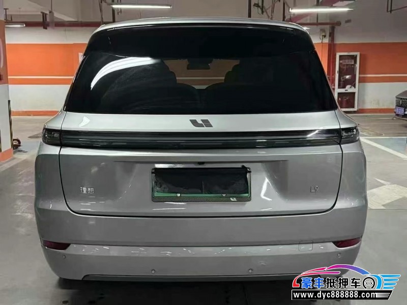 24年理想L9轿车抵押车出售