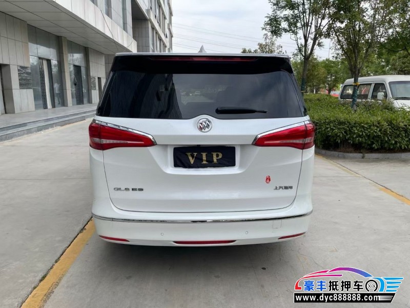 20年别克GL8轿车抵押车出售