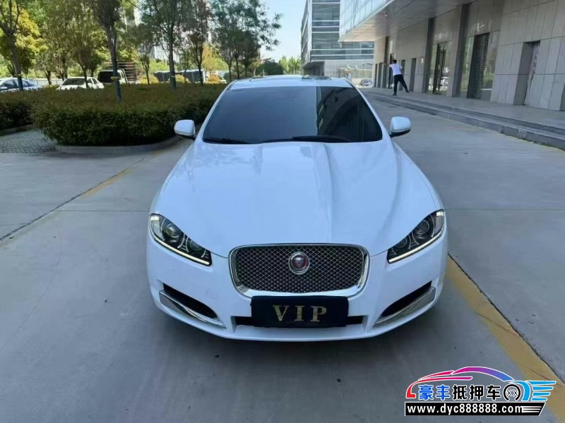 14年捷豹XF轿车抵押车出售