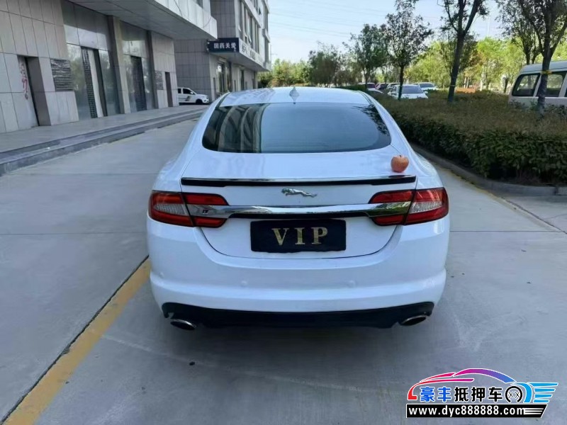 14年捷豹XF轿车抵押车出售