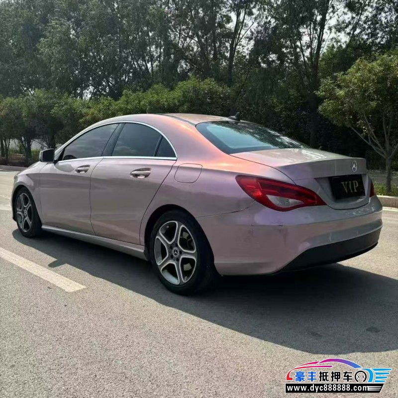 18年奔驰CLA轿车抵押车出售