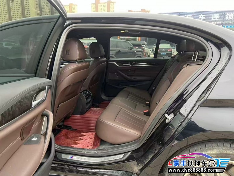 19年宝马5系轿车抵押车出售