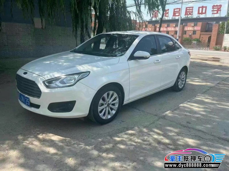 18年福特福睿斯轿车抵押车出售