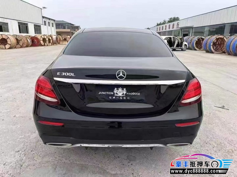 20年奔驰E轿车抵押车出售