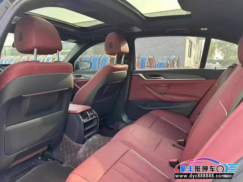 22年宝马5系轿车抵押车出售