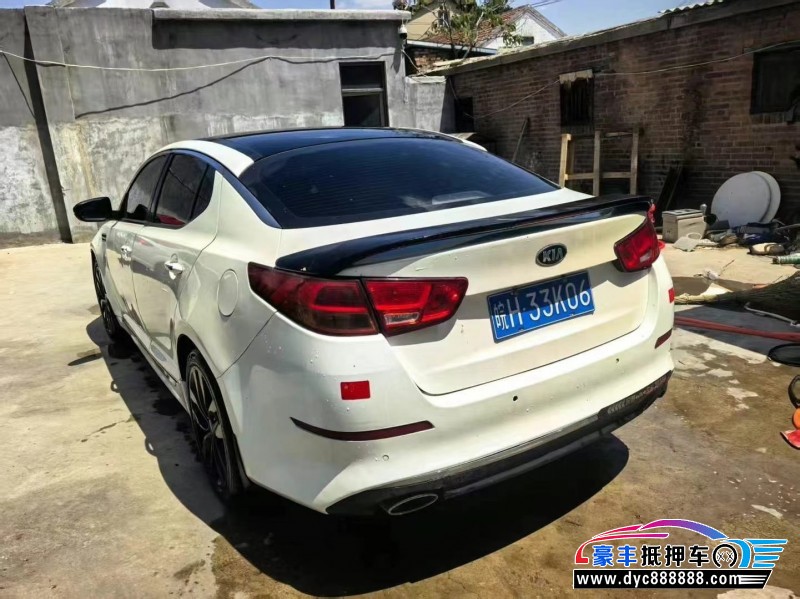 15年起亚K5轿车抵押车出售