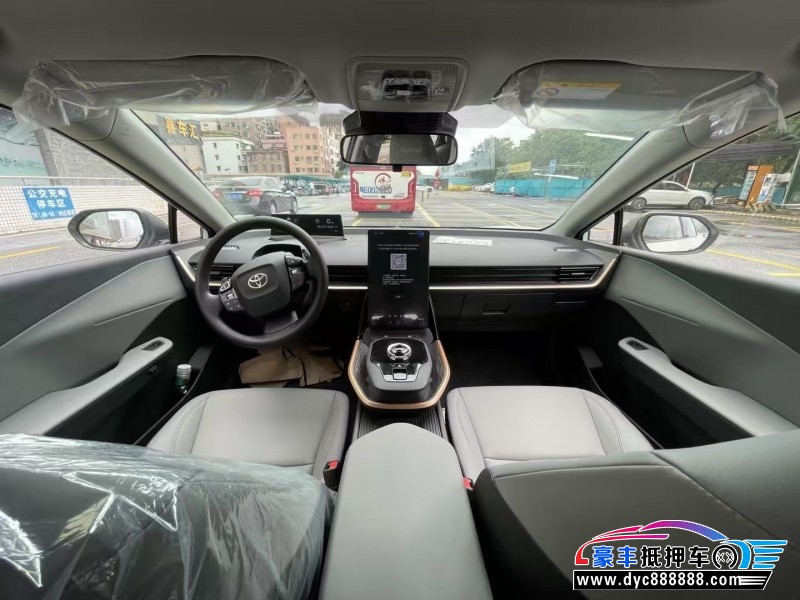 25年丰田BZ3轿车抵押车出售