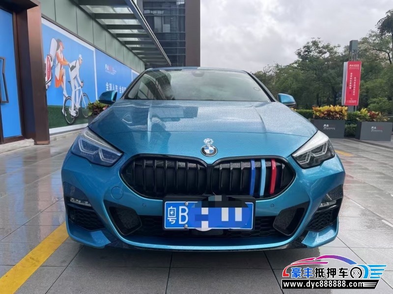 抵押车出售23年宝马2系轿车